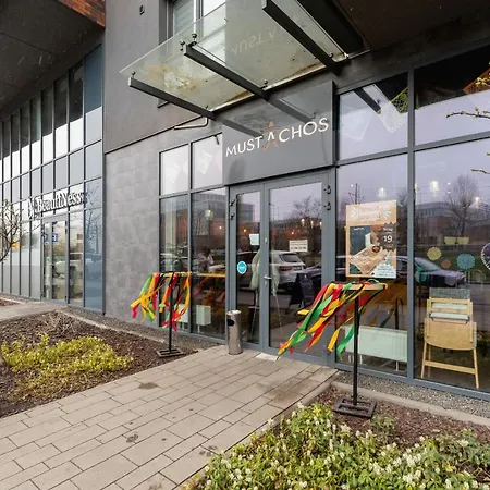 Pet-friendly Slusarska Cracow By Renters Apartment