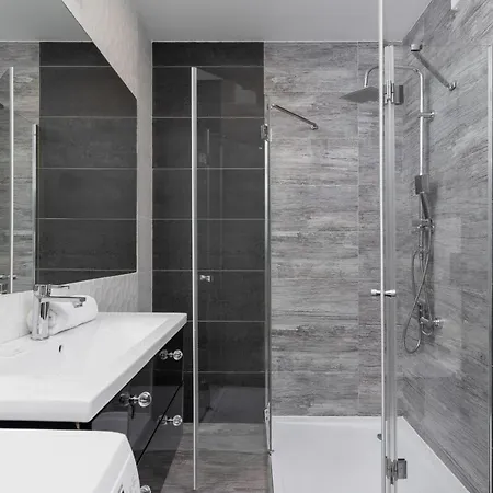 Apartament Pet-friendly Slusarska Cracow By Renters Kraków