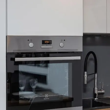 Pet-friendly Slusarska Cracow By Renters Apartment Krakow