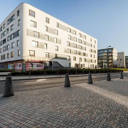 Pet-friendly Slusarska Cracow By Renters